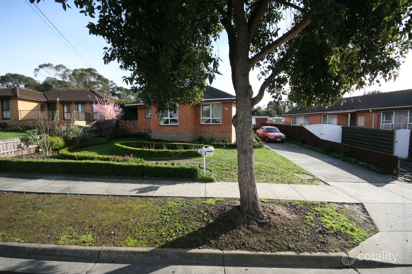 10 Silverton Dr, Ferntree Gully, VIC 3156