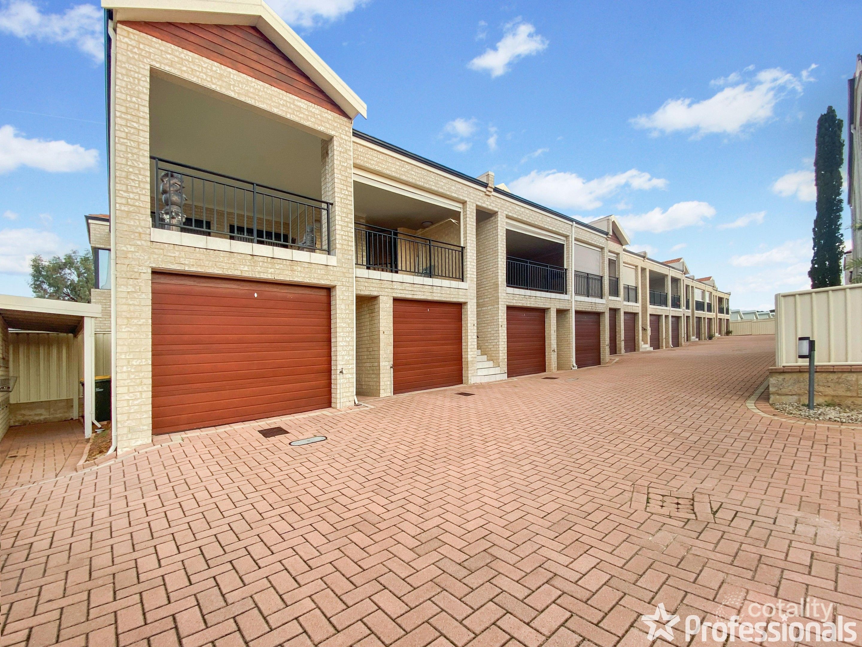 8/4 Allum Grn, Merriwa, WA 6030