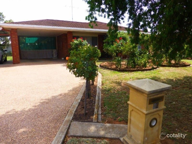 16 William St, Finley, NSW 2713