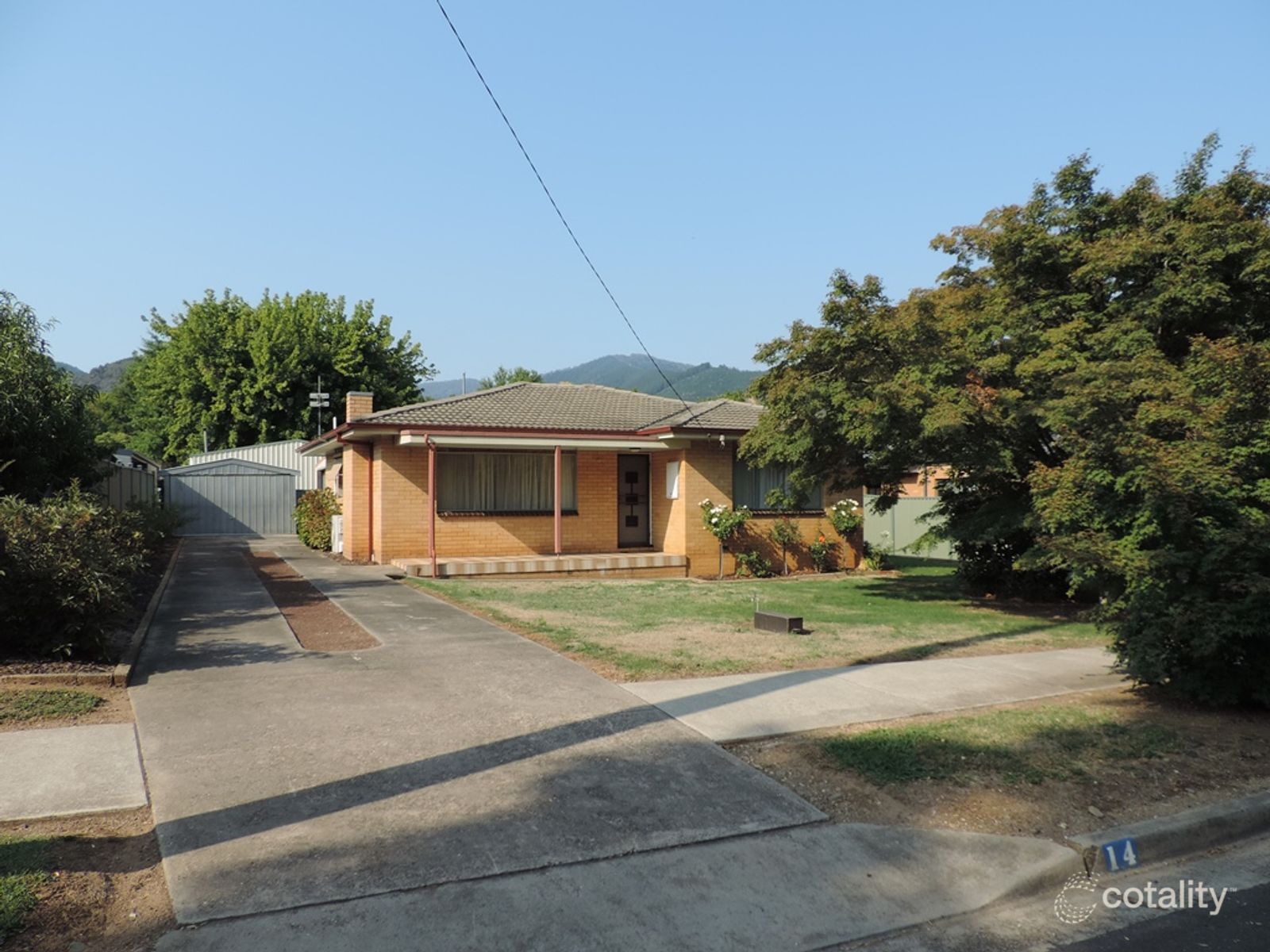 14 Mountbatten Ave, Bright, VIC 3741