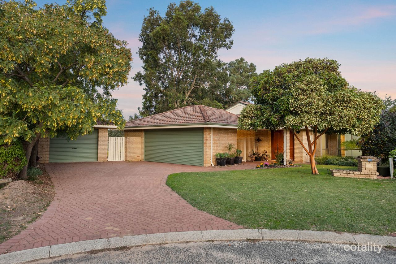 13 Limerick Pl, Waterford, WA 6152