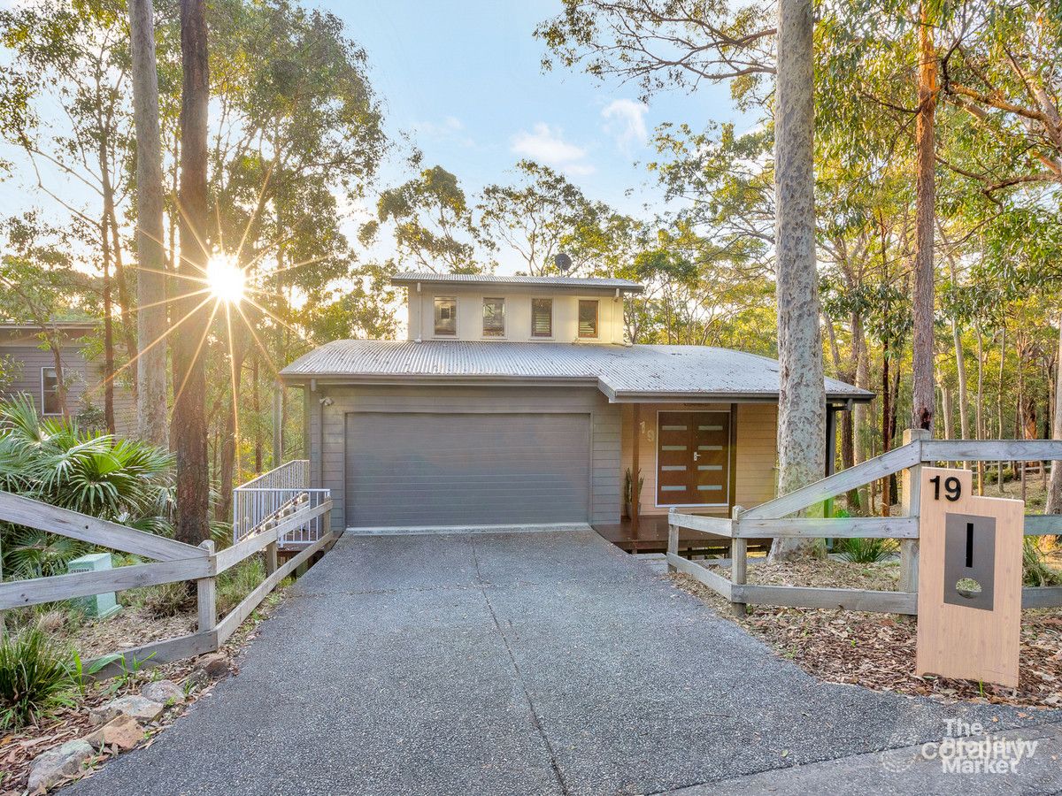 19 Lake Ridge Lane, Murrays Beach, NSW 2281