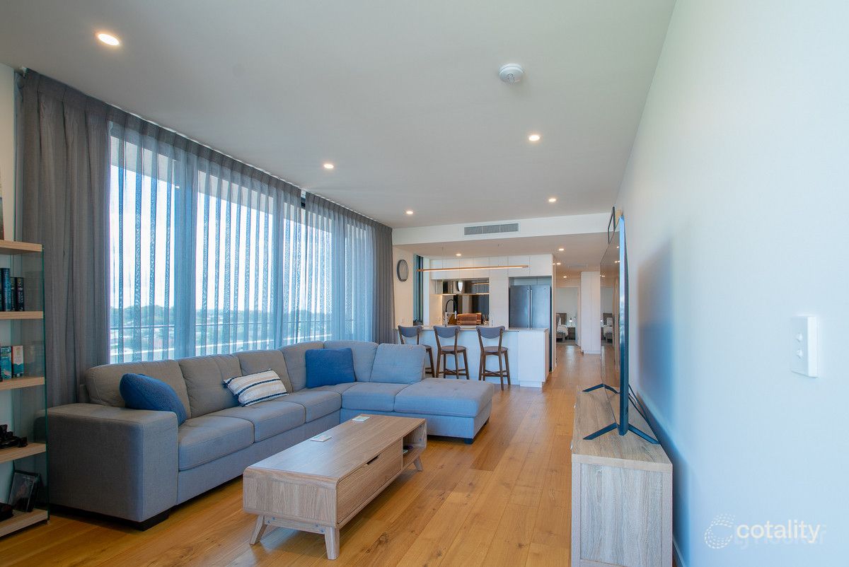 710/110-112 Frank St, Labrador, QLD 4215