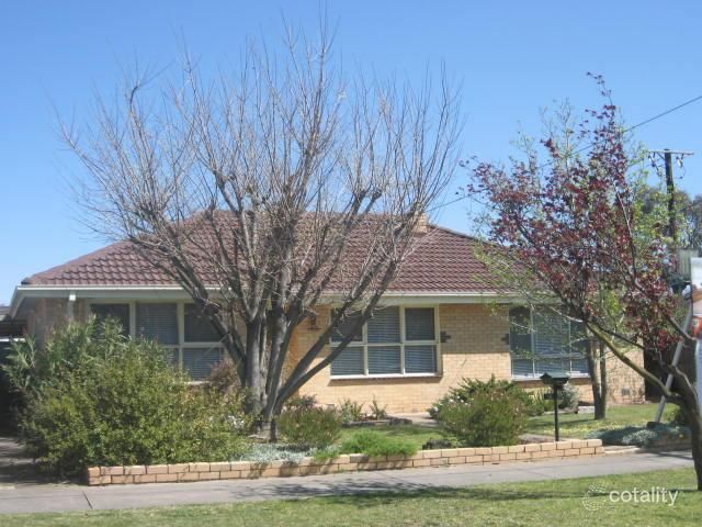 15 Oconnell St, Kingsbury, VIC 3083