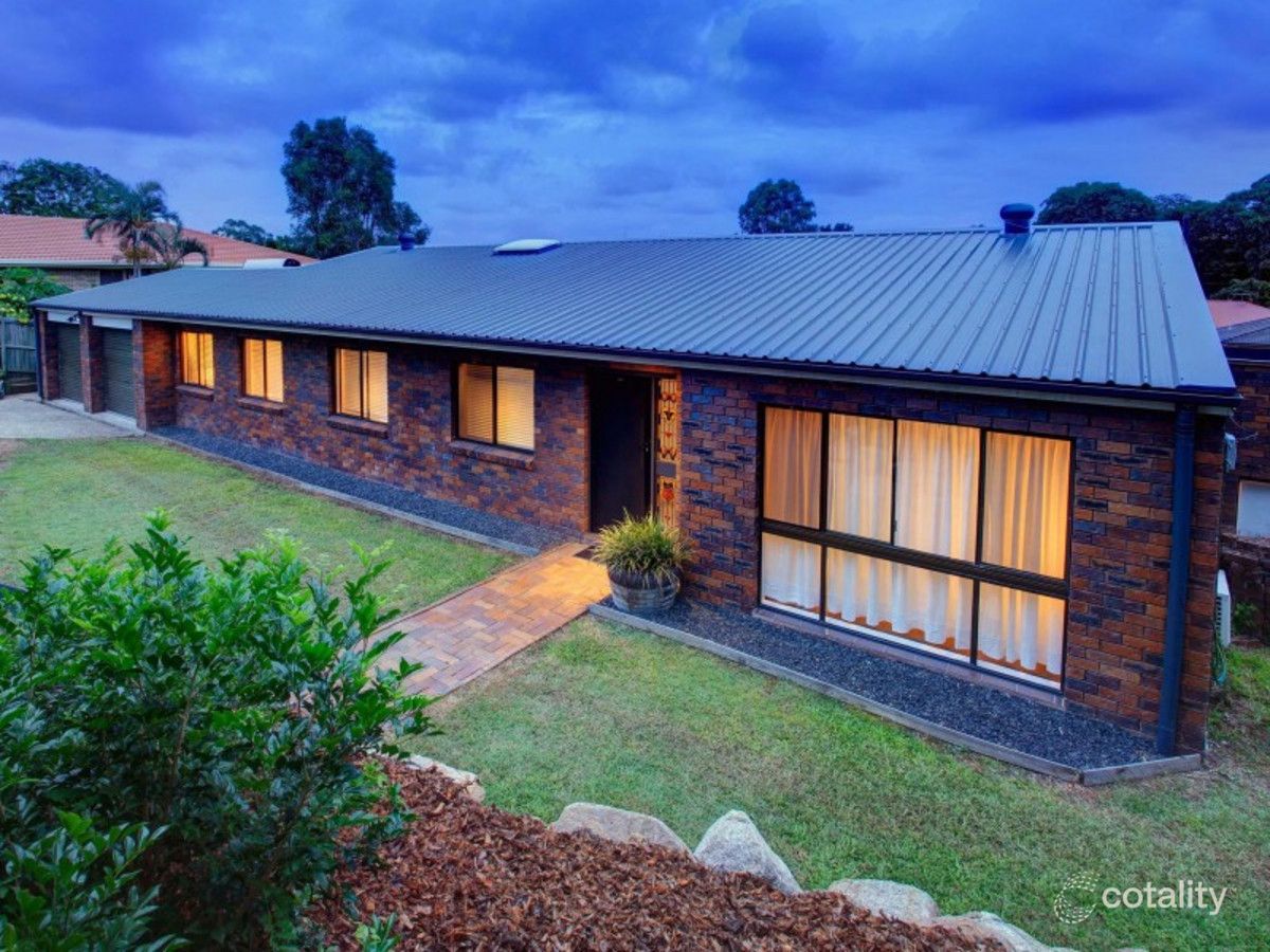 39 Rowena St, Kenmore, QLD 4069