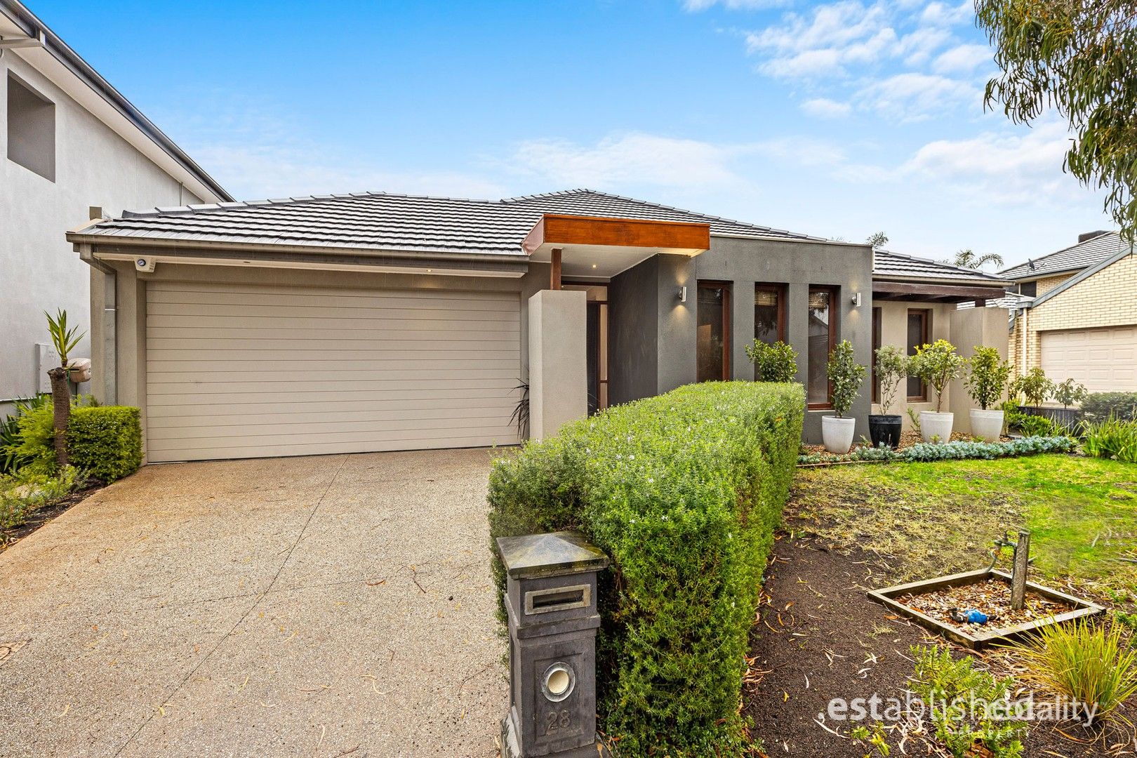 28 Manhattan Cl, Point Cook, VIC 3030