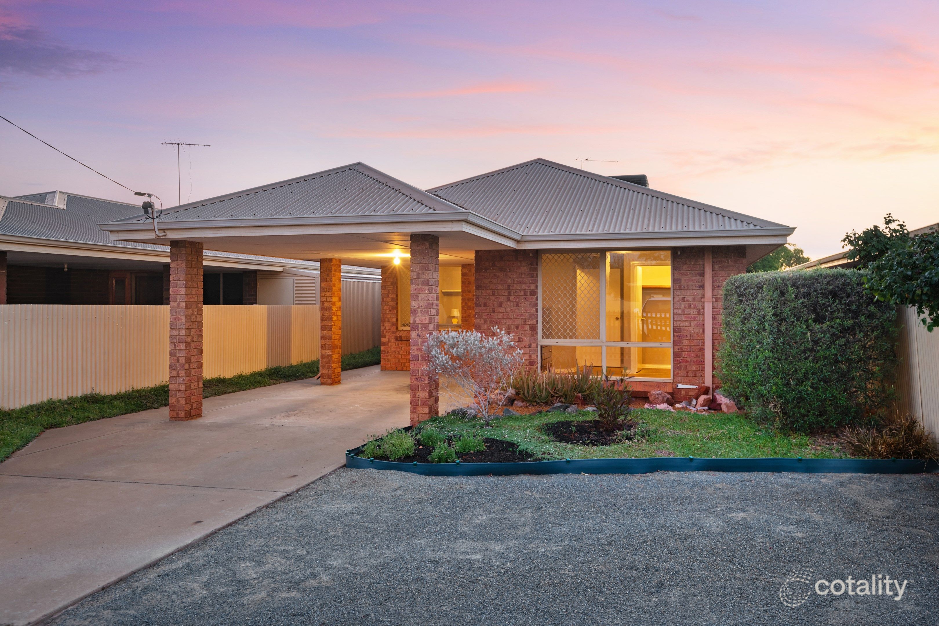 14a Salisbury Rd, South Kalgoorlie, WA 6430