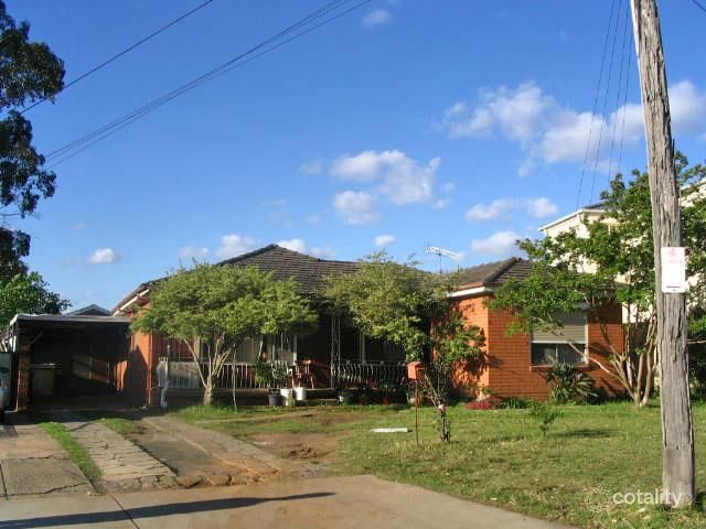 3 Wych Ave, Lurnea, NSW 2170