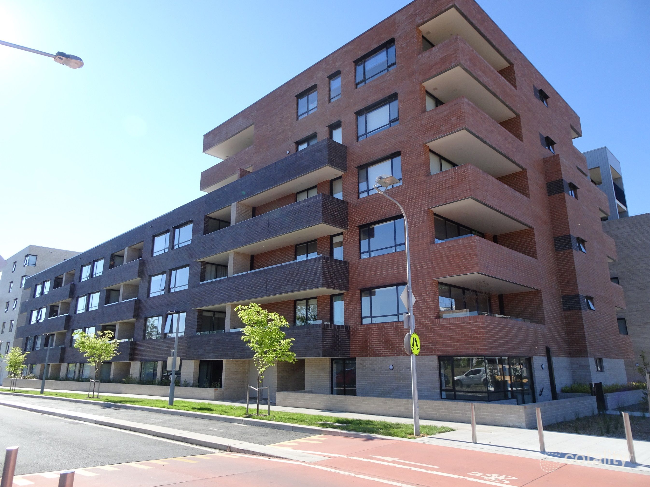 327/85 Eyre St, Kingston, ACT 2604