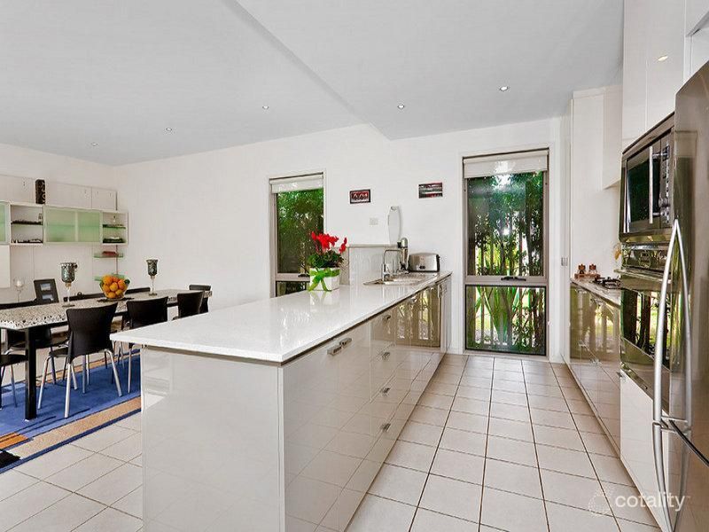 2 Catherine Spence Pl, Cabarita, NSW 2137