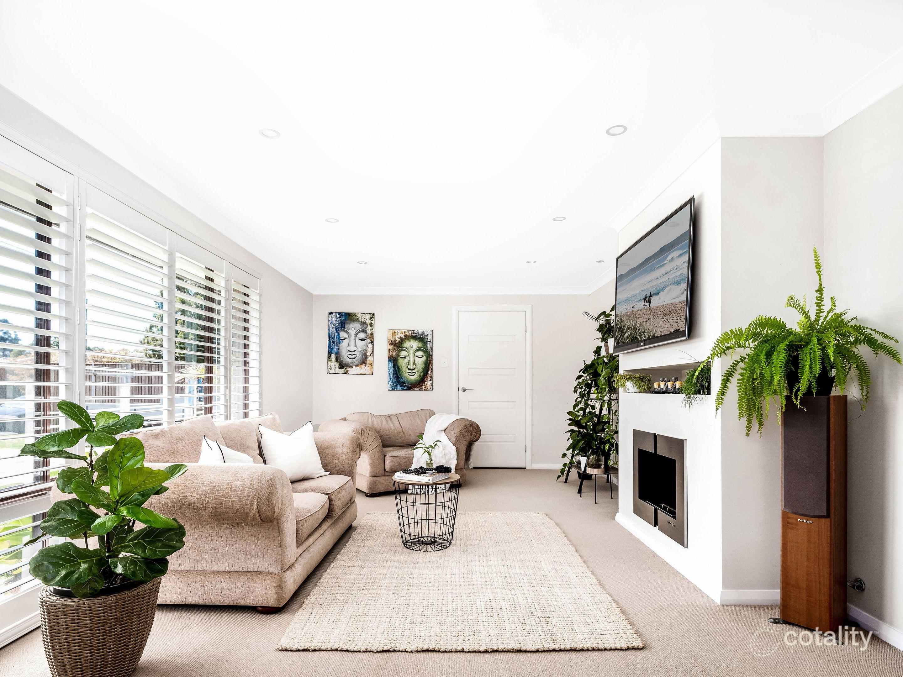 27 Rae Cres, Balgownie, NSW 2519