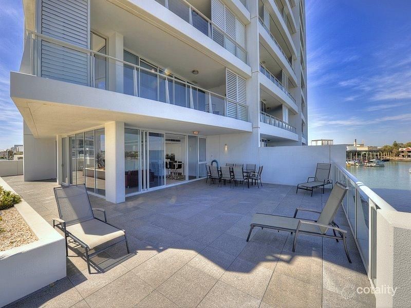 305/3 Marco Polo Dr, Mandurah, WA 6210