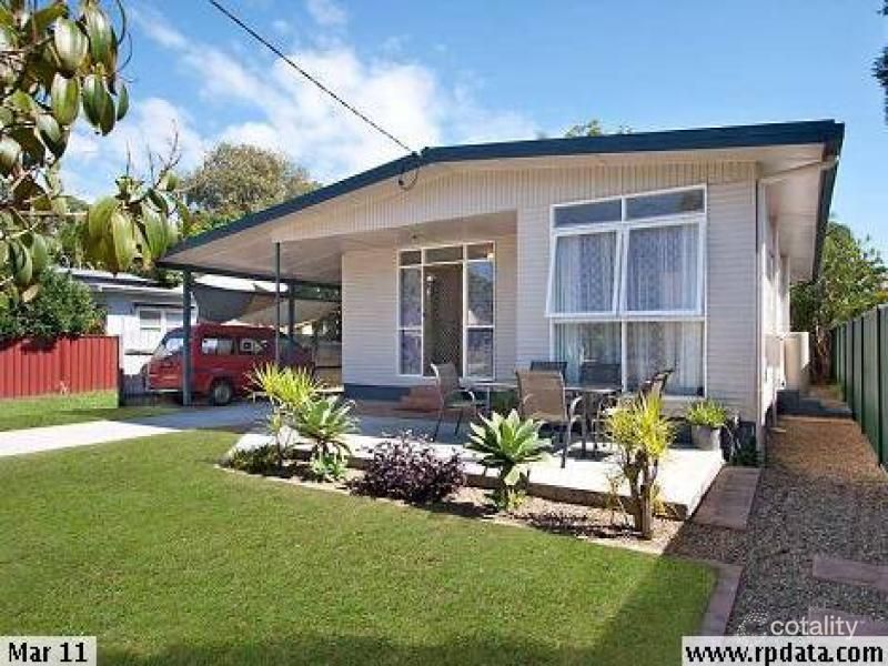 64 Manus Ave, Palm Beach, QLD 4221