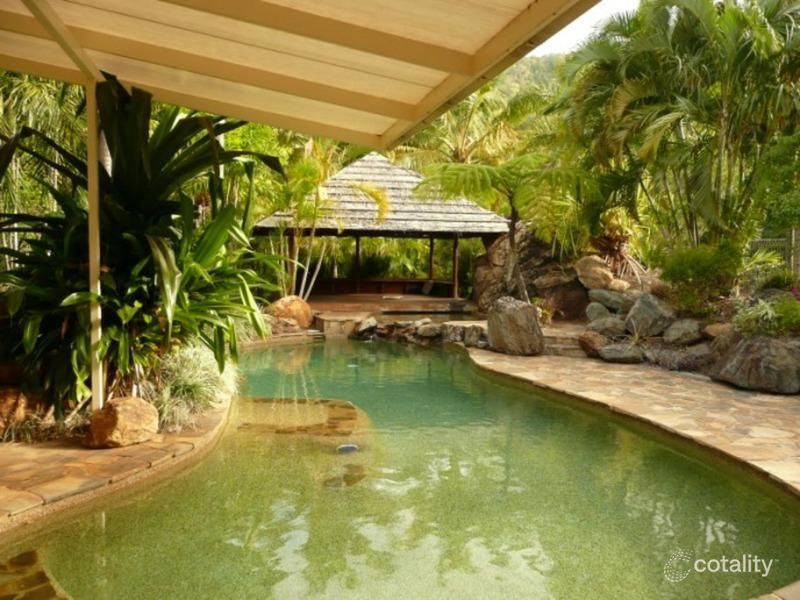 109-113 Stanton Rd, Smithfield, QLD 4878