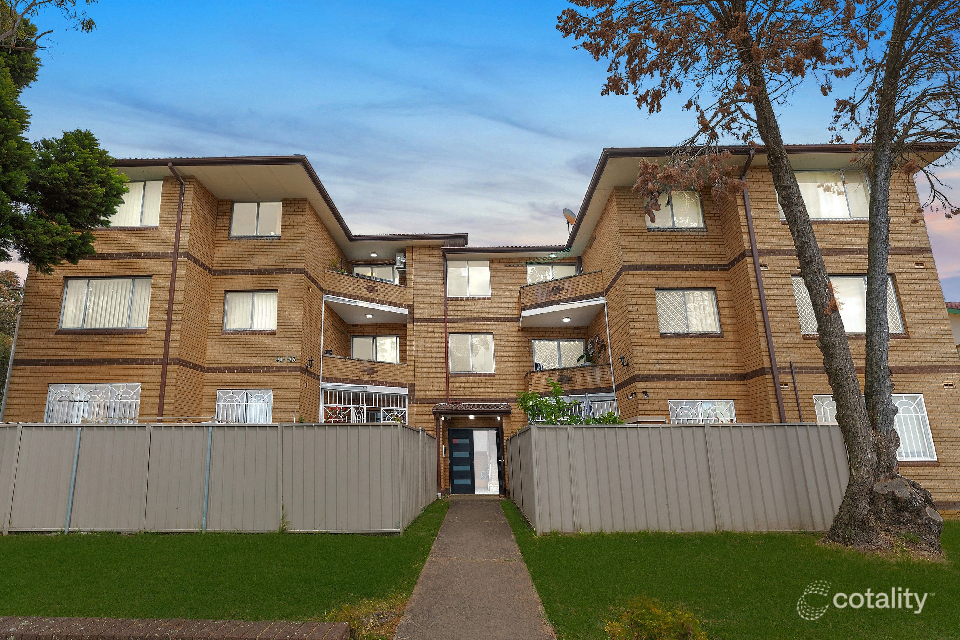 6/41-43 Rosemont St S, Punchbowl, NSW 2196