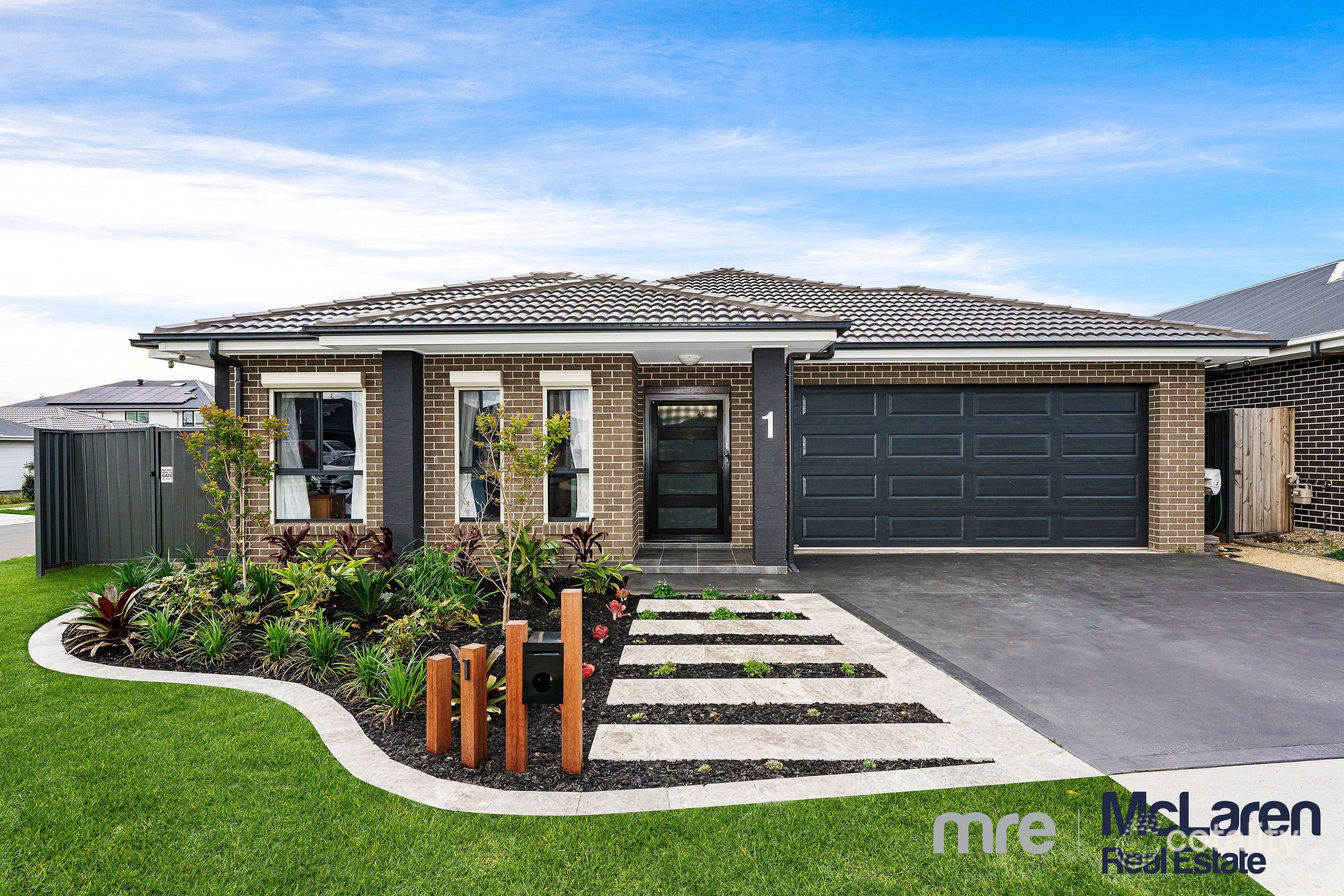 1 Bilson Rd, Spring Farm, NSW 2570
