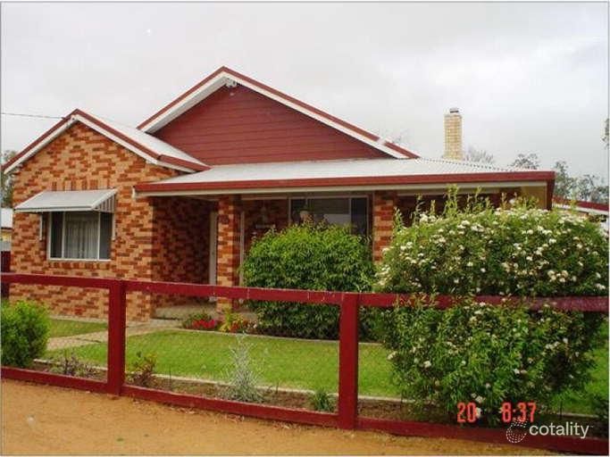 128 Terangion St, Narromine, NSW 2821