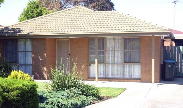 37 Garnet Cl, Narre Warren, VIC 3805