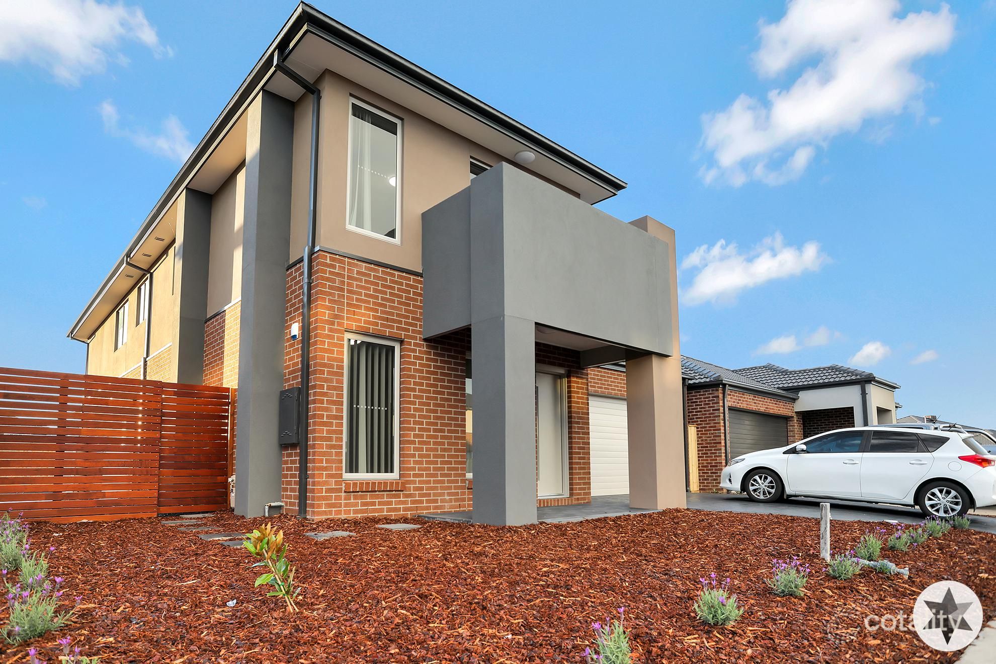 27 Oakridge St, Point Cook, VIC 3030