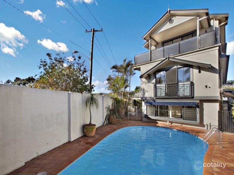 84 Carrington Pde, Curl Curl, NSW 2096