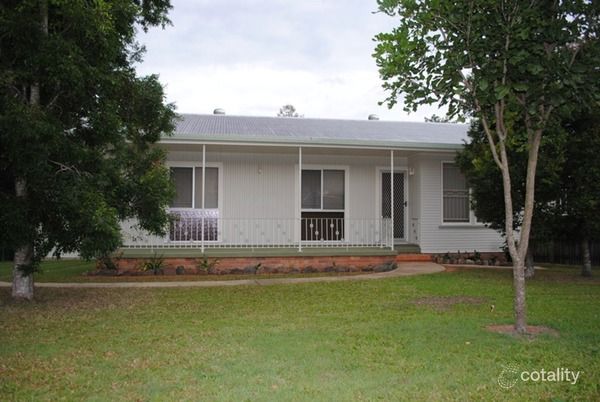 6 Charles St, Brassall, QLD 4305