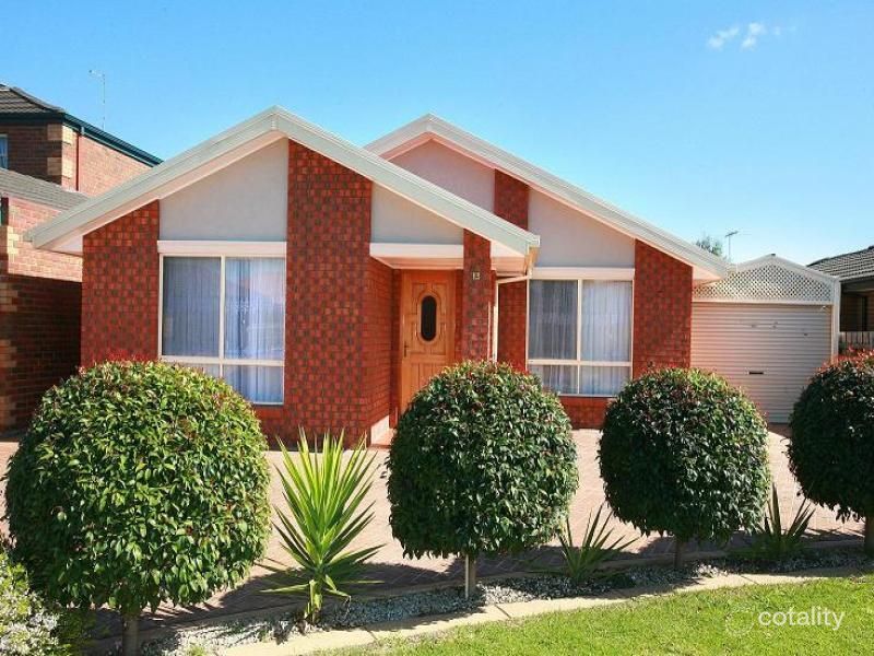 13 Amethyst Cl, St Albans, VIC 3021