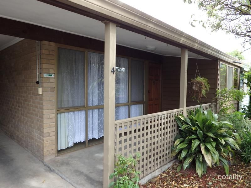 4/1108 Howitt St, Wendouree, VIC 3355