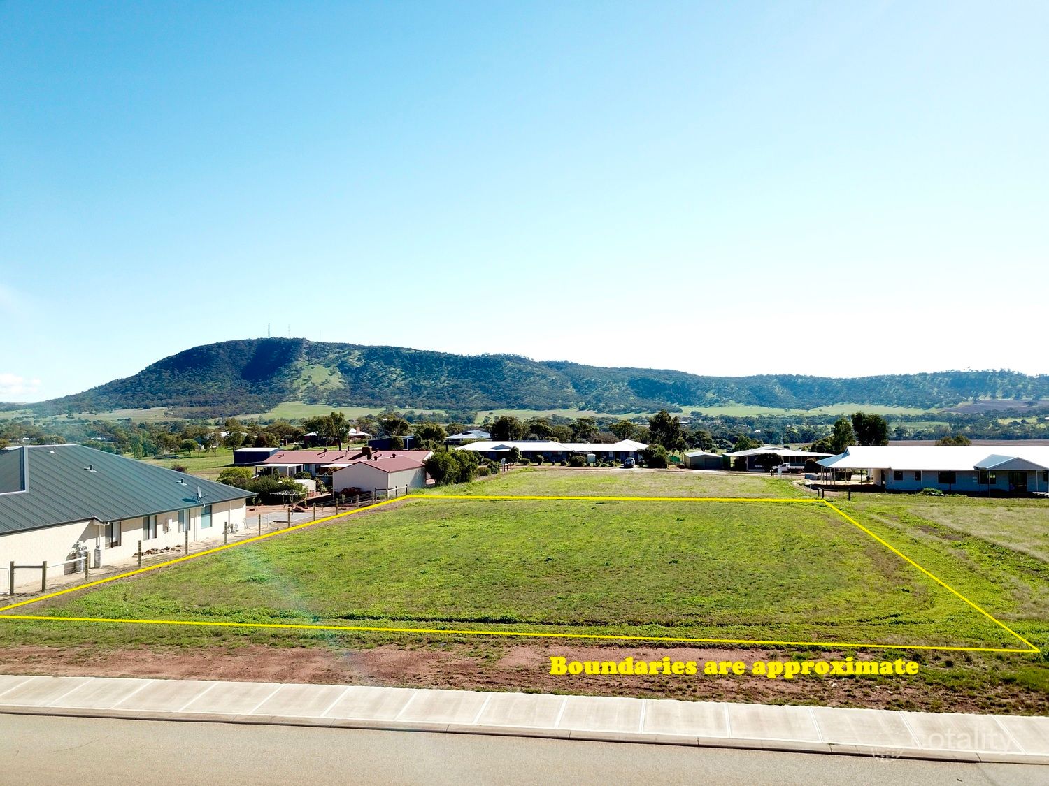 61 Andrews Ave, York, WA 6302
