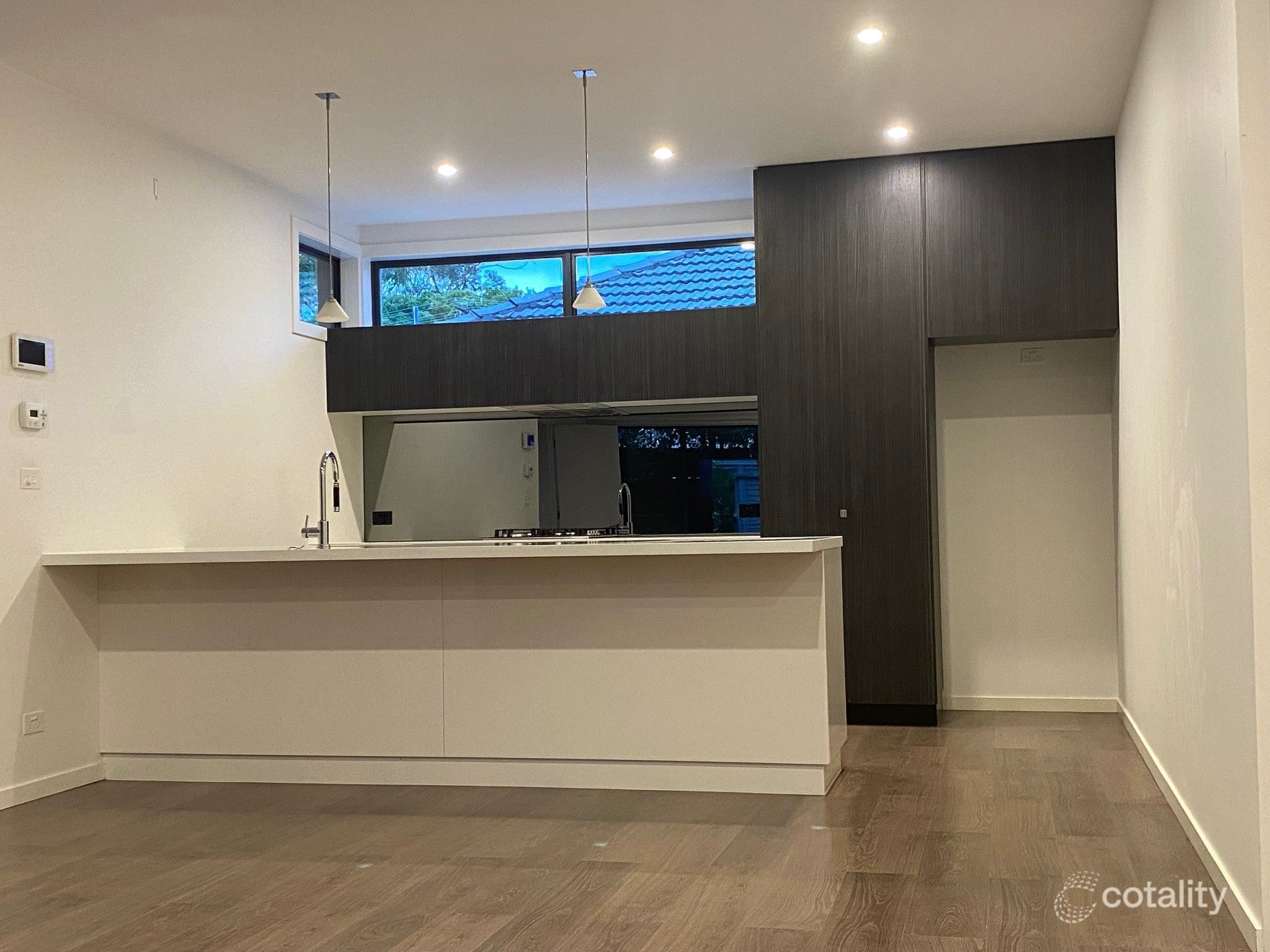 2/7 Joan St, Moorabbin, VIC 3189