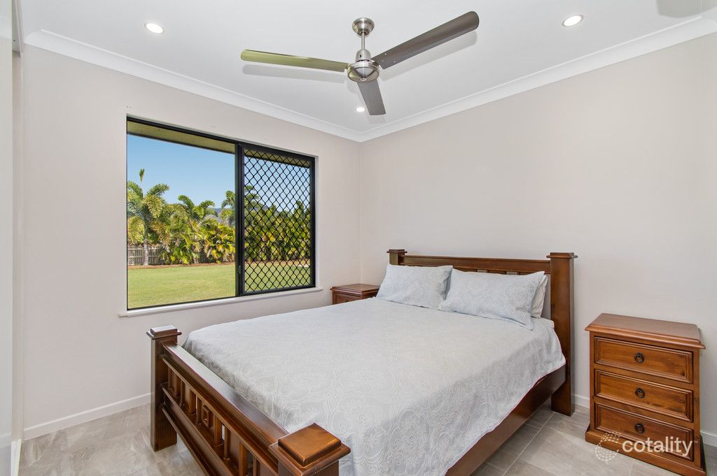 8-10 Williams Rd, Alligator Creek, QLD 4816