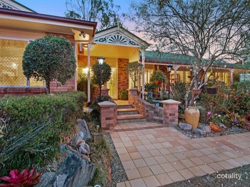 17 Byrnes Rd S, Joyner, QLD 4500