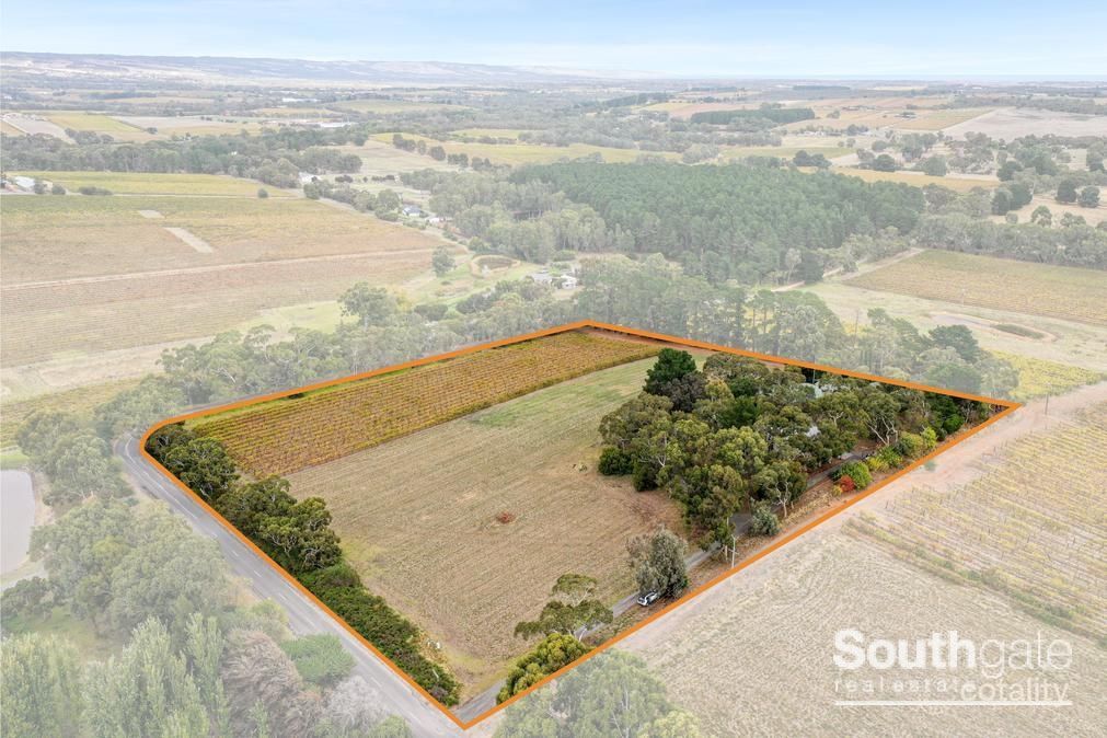 112 Adams Rd, Blewitt Springs, SA 5171