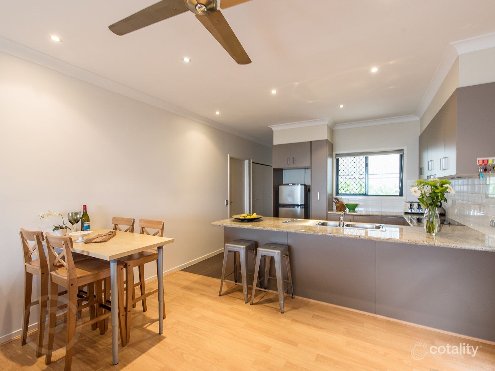 15 Dover St, Hawthorne, QLD 4171