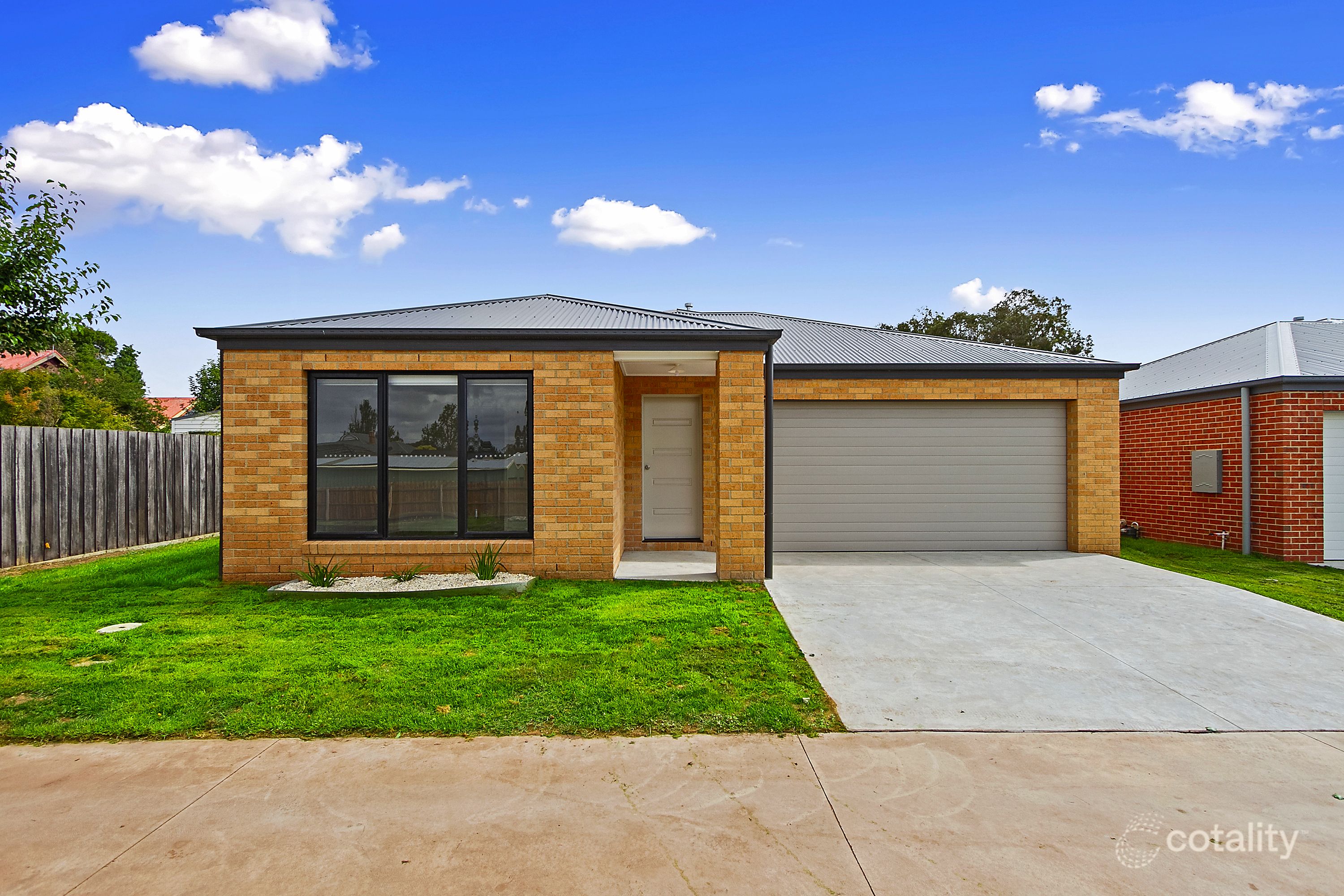 24 Gibney St, Maffra, VIC 3860