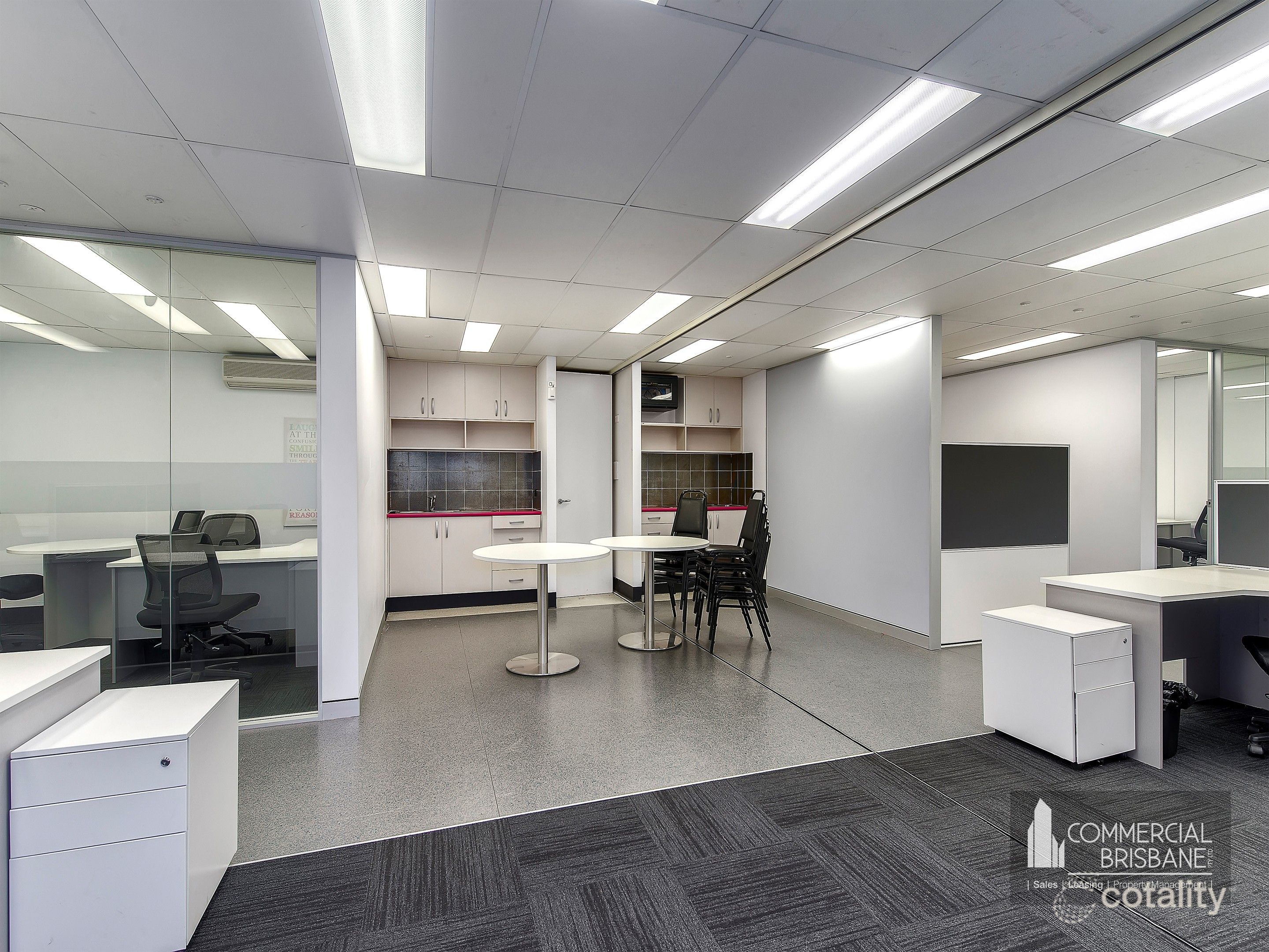 46 Old Cleveland Rd, Stones Corner, QLD 4120