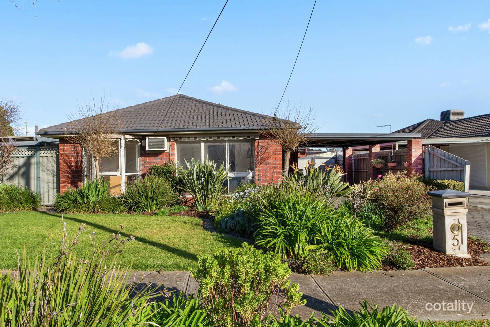 5 Woolstone Cl, Kealba, VIC 3021