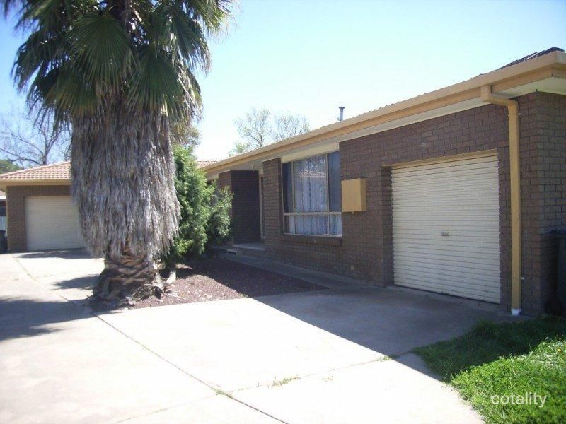 3 Glendaloch Ct, Lavington, NSW 2641