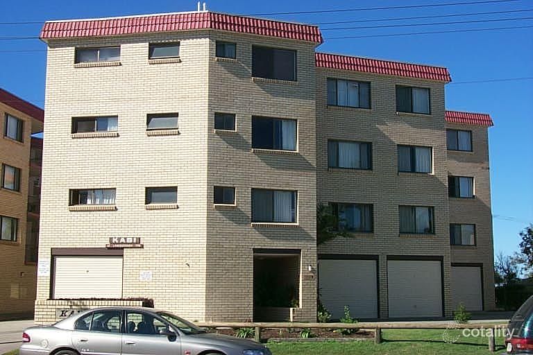 8/13 Landsborough Pde, Golden Beach, QLD 4551