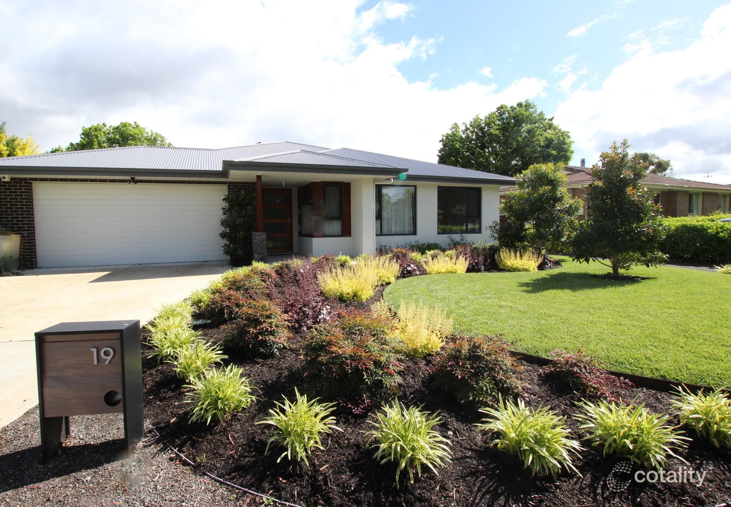 19 Bokhara Cct, Kaleen, ACT 2617