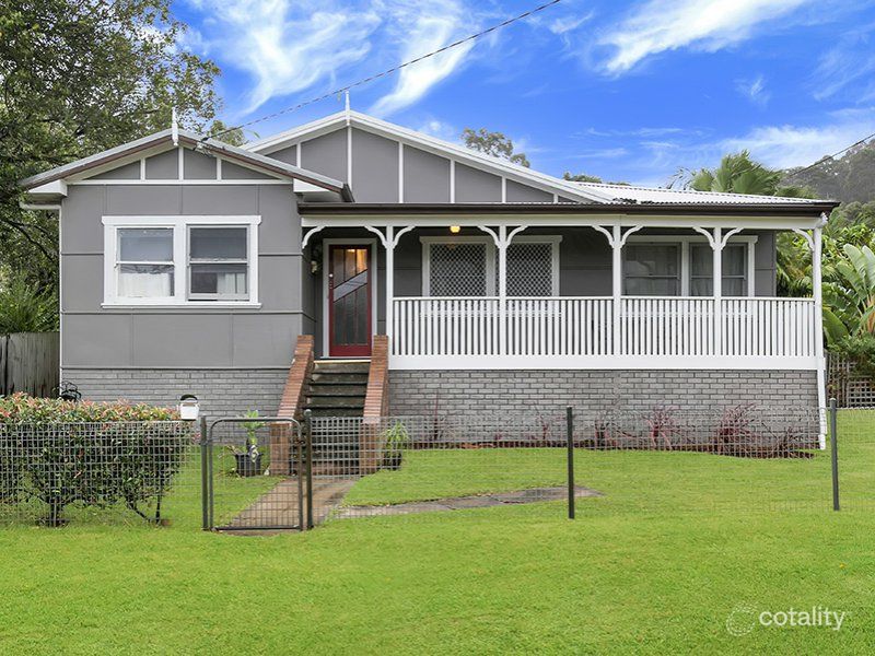 6 Chapman Ave, Wyong, NSW 2259