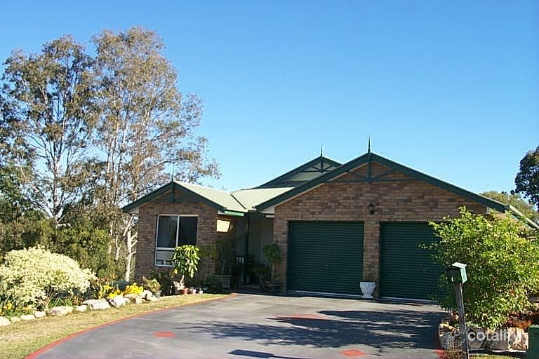 7 Loftus Pl, Arana Hills, QLD 4054