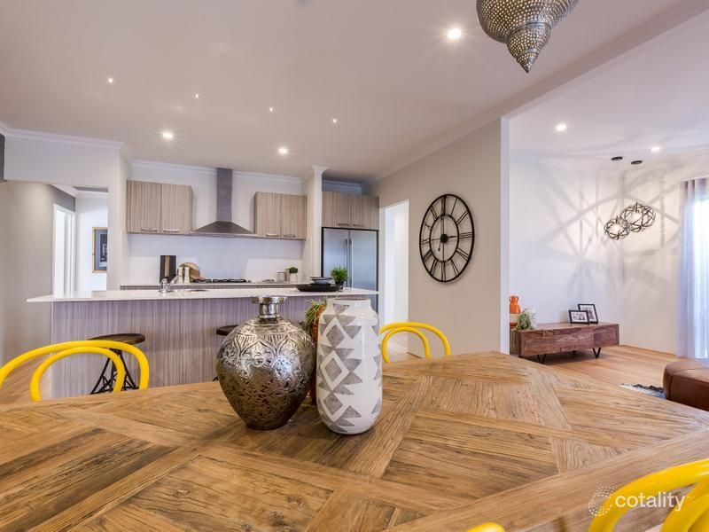 16 Conti Gdns, Walliston, WA 6076