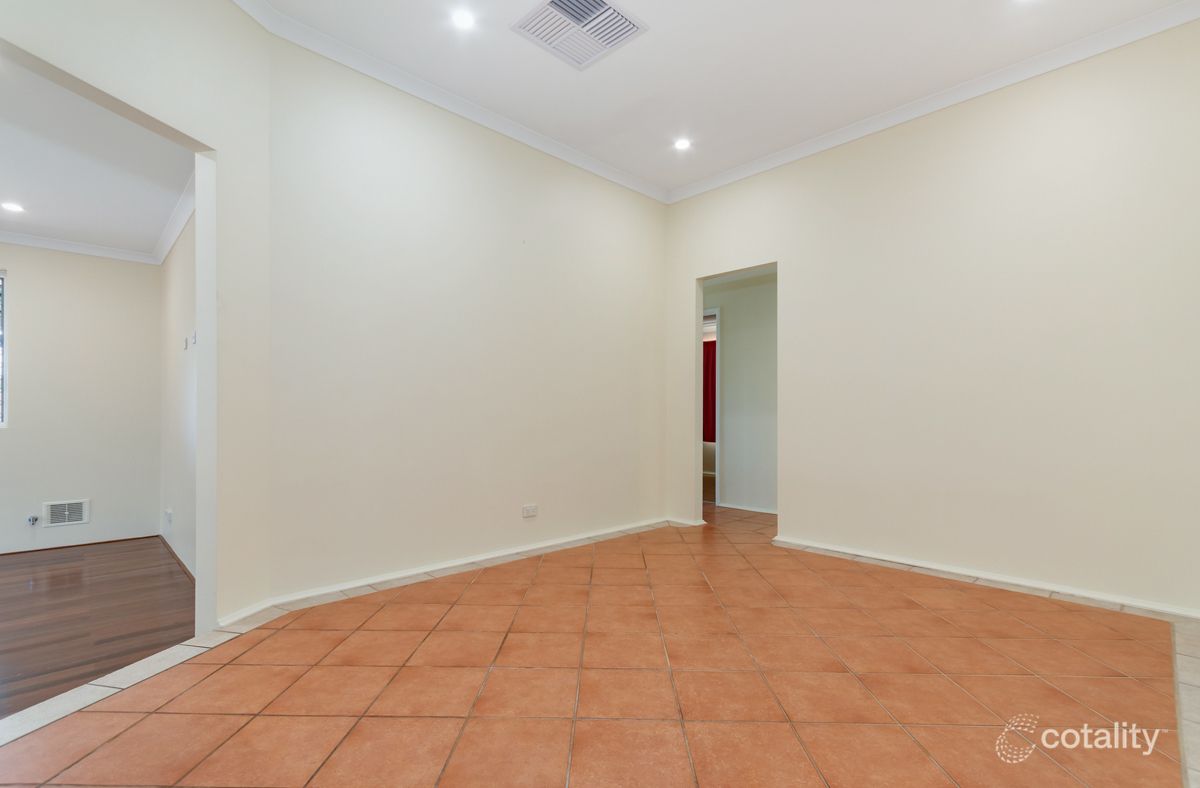 5 Akita Ct, Merriwa, WA 6030