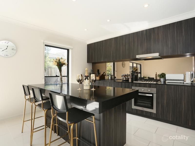 118 North Hill Dr, Robina, QLD 4226