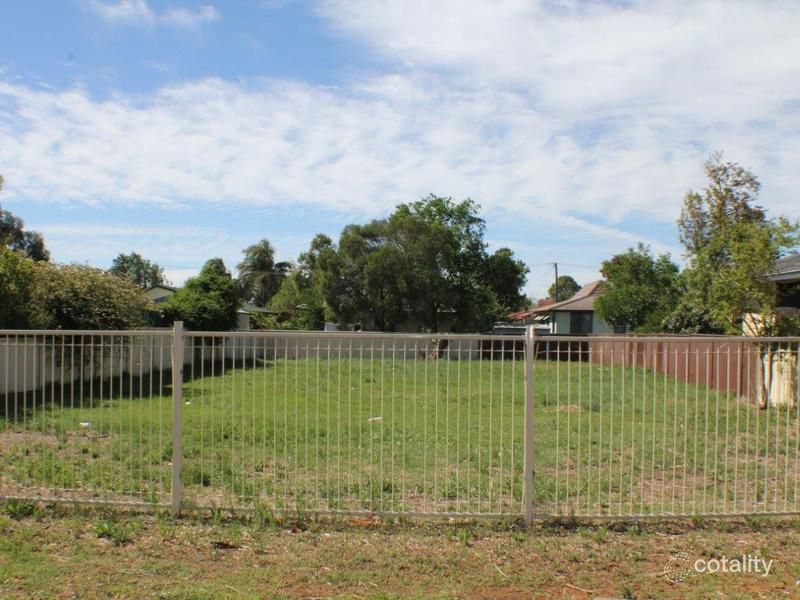 17 Green St, West Tamworth, NSW 2340