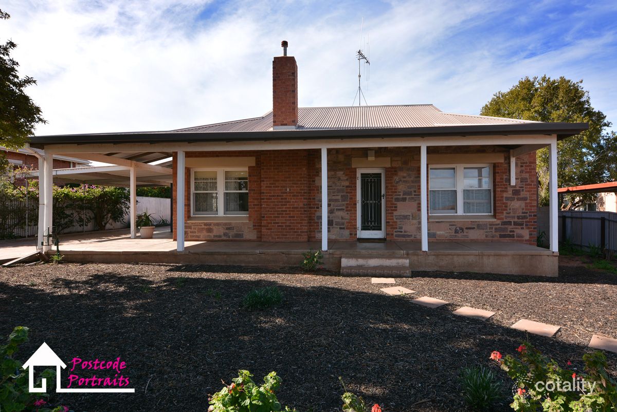 8 Mcewin St, Whyalla Playford, SA 5600
