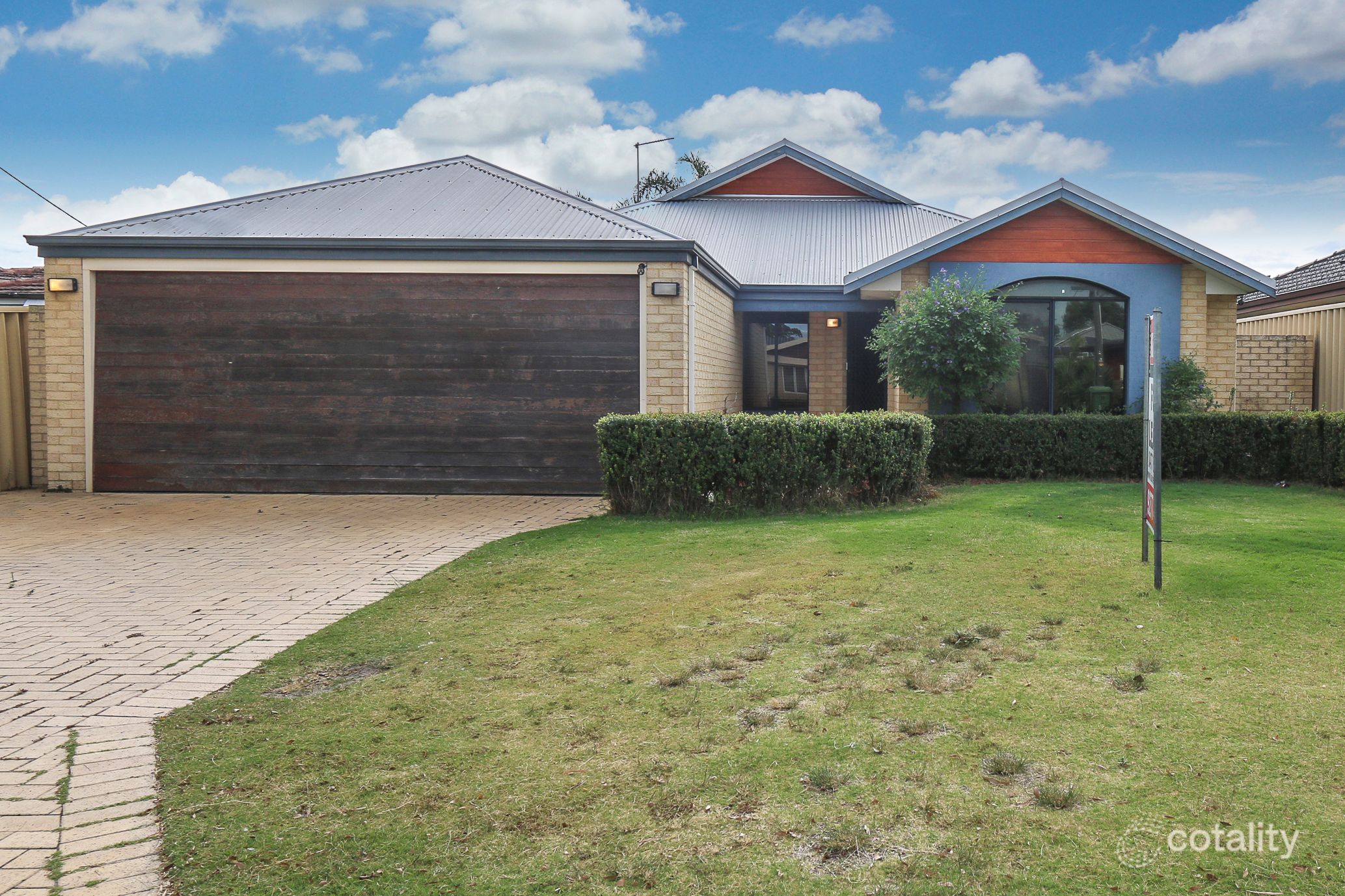 41 Pearl Rd, Cloverdale, WA 6105