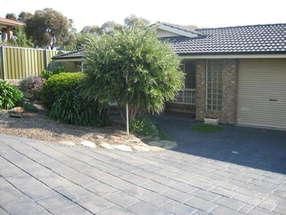 2/44 Maple Ave, Aberfoyle Park, SA 5159