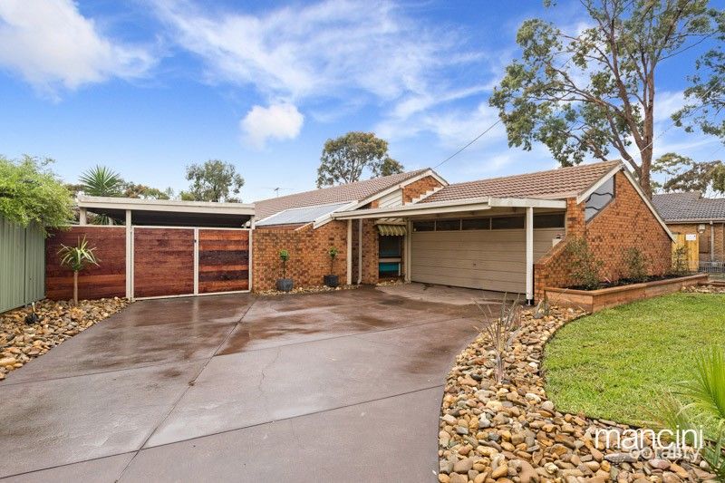 24 Lady Nelson Cres, Altona Meadows, VIC 3028