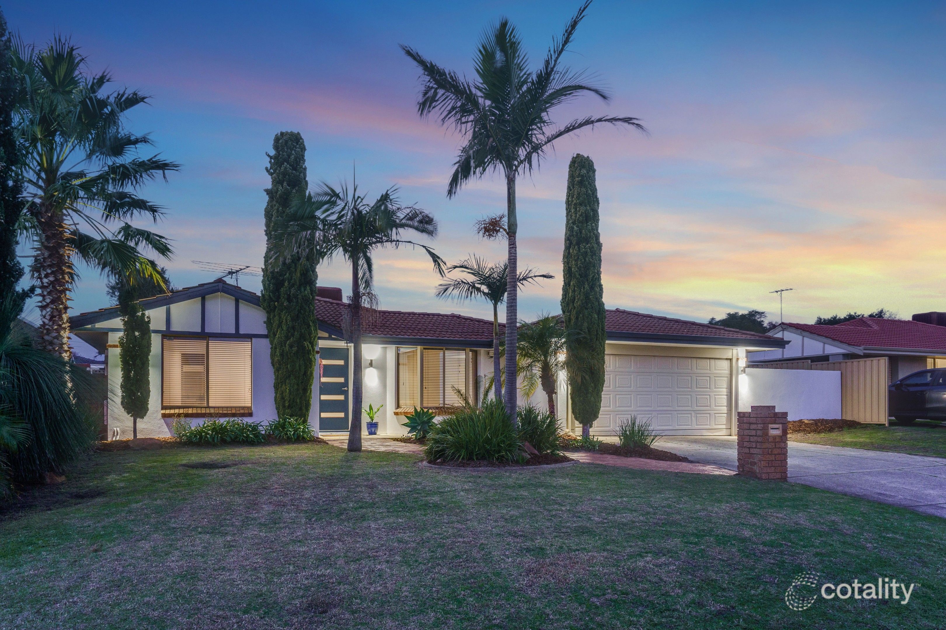 16 Gwalia Pl, Bibra Lake, WA 6163